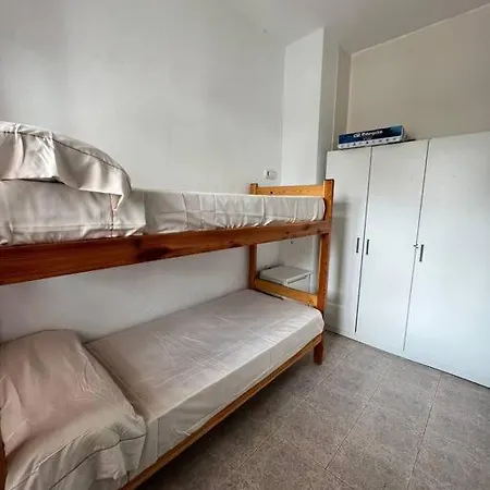 Апартаменты Apartamento En Cala Blanca