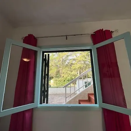 Apartamento En Cala Blanca * Кала-Бланка