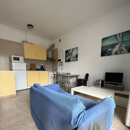Apartamento En Cala Blanca Apartment *