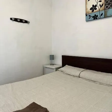 Apartamento En Cala Blanca Apartamento